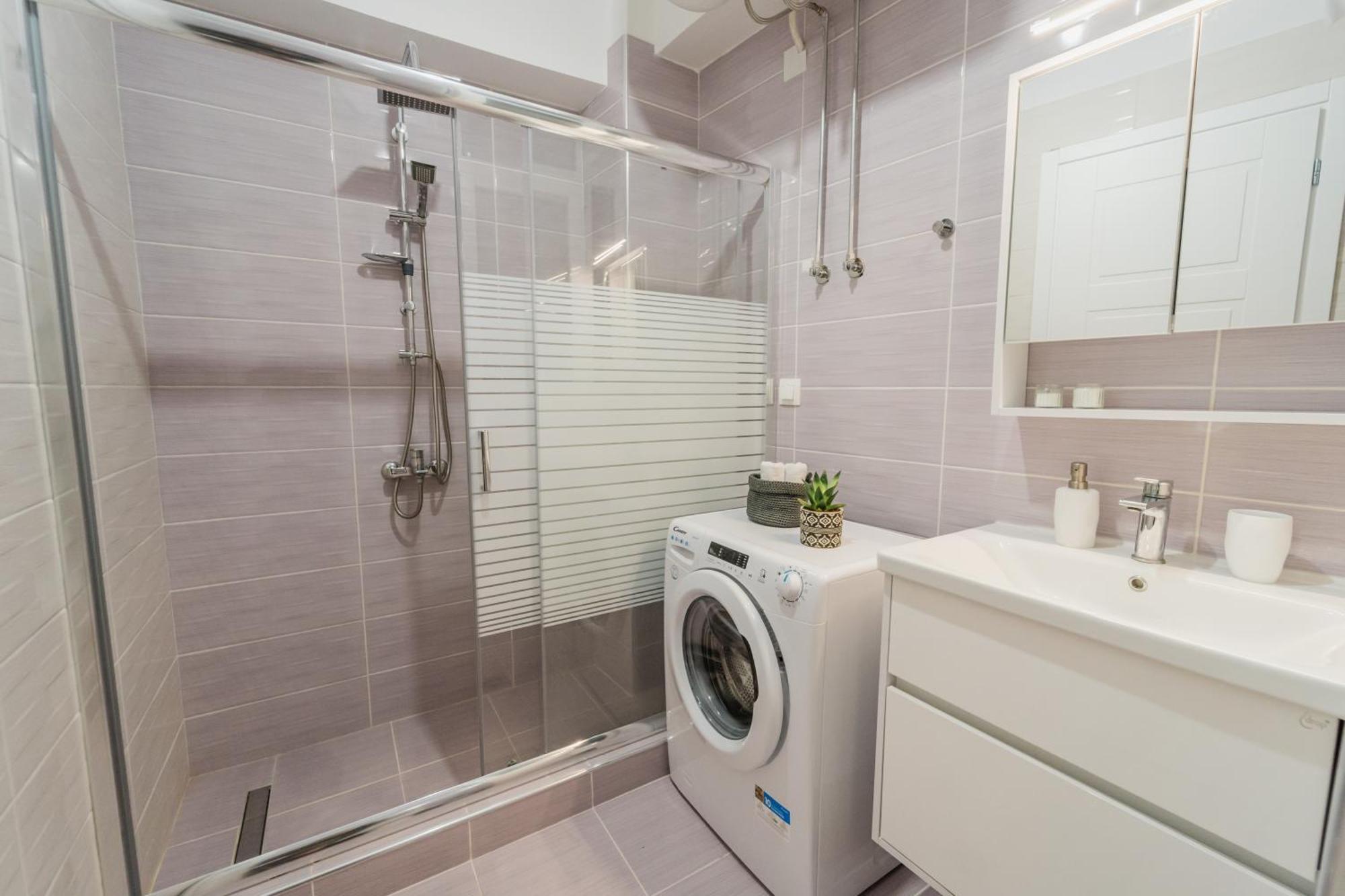 The Little Pigeon - Pink Apartment Ioannina Ngoại thất bức ảnh